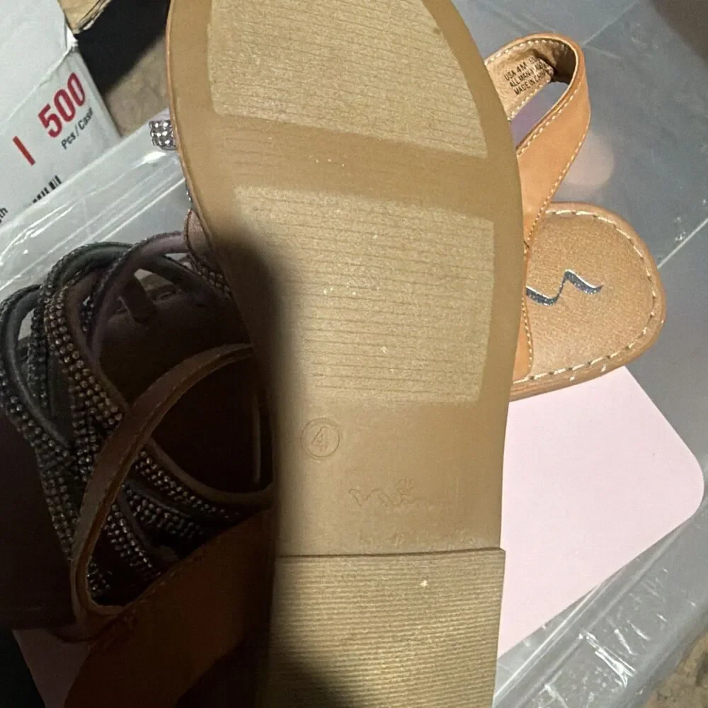 Girls Nina Sandal, Style#544177, Size 14Color Tan